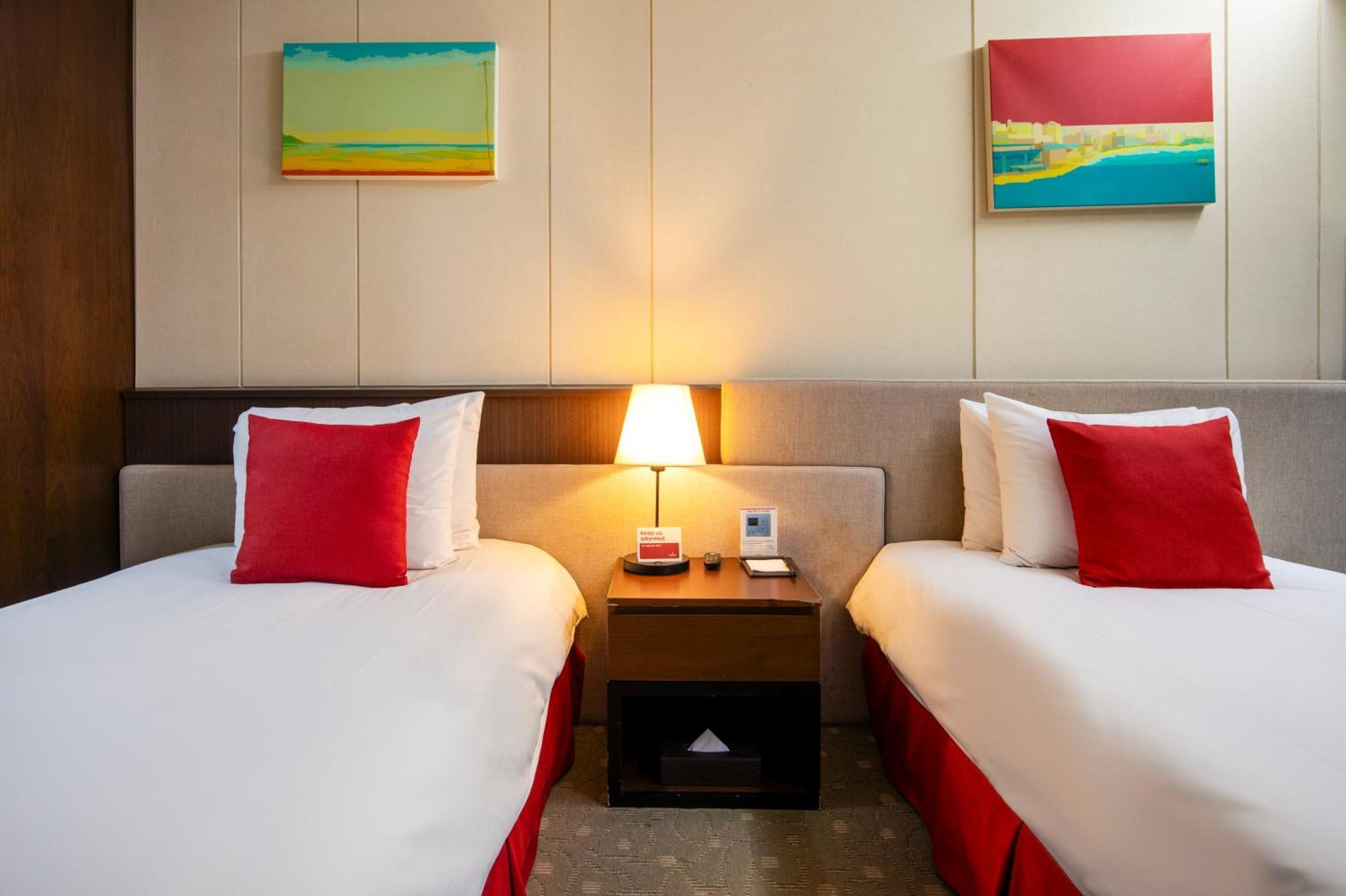 מלון Ramada By Wyndham Jeju Hamdeok מראה חיצוני תמונה